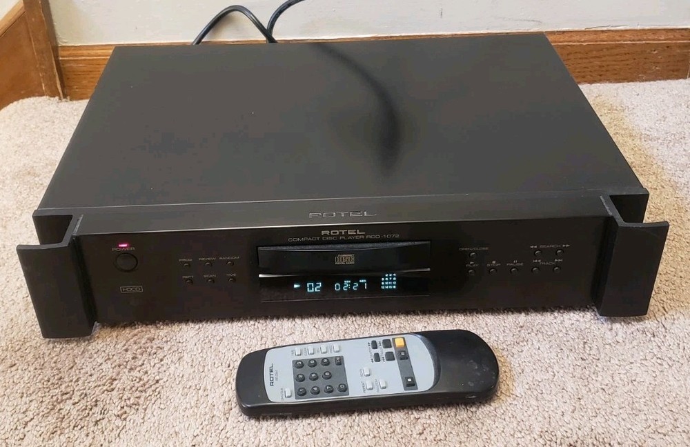 Rotel RCD-1072 CD Player with Remote