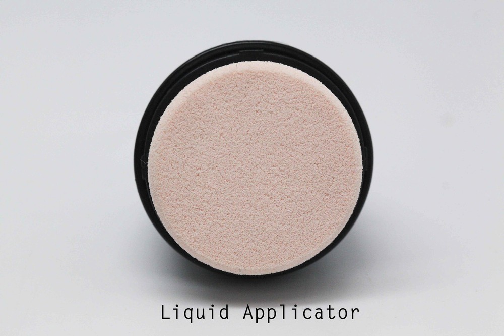 Power Puff™ Makeup Application With Mineral and Liquid Makeup Applicators