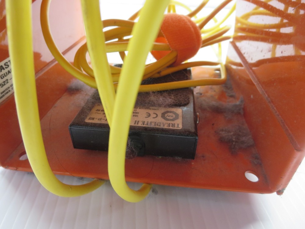 Molex 69002-5001 Punch Press 120V 60HZ 8A