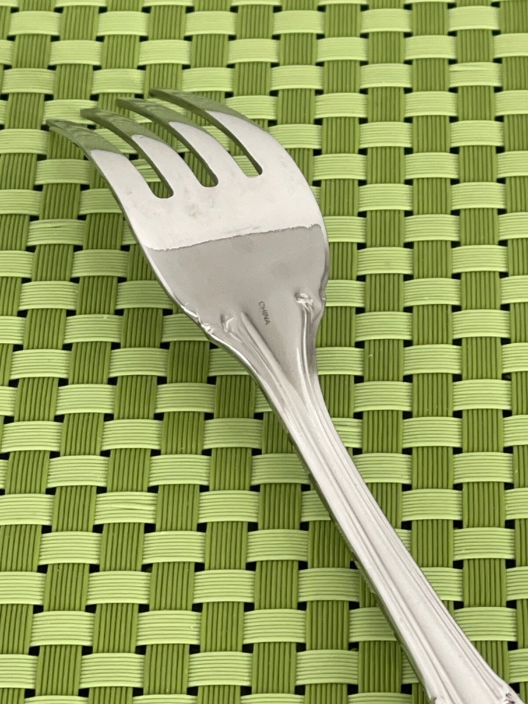 Wallace Spode CHRISTMAS TREE Stainless OffWhite 18/10 Flatware SMART CHOICE