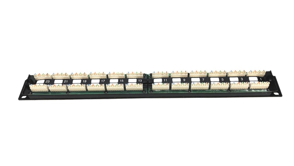 Black Box 24 Port Category 5E Rack Mount Patch Panel 33889 NOS