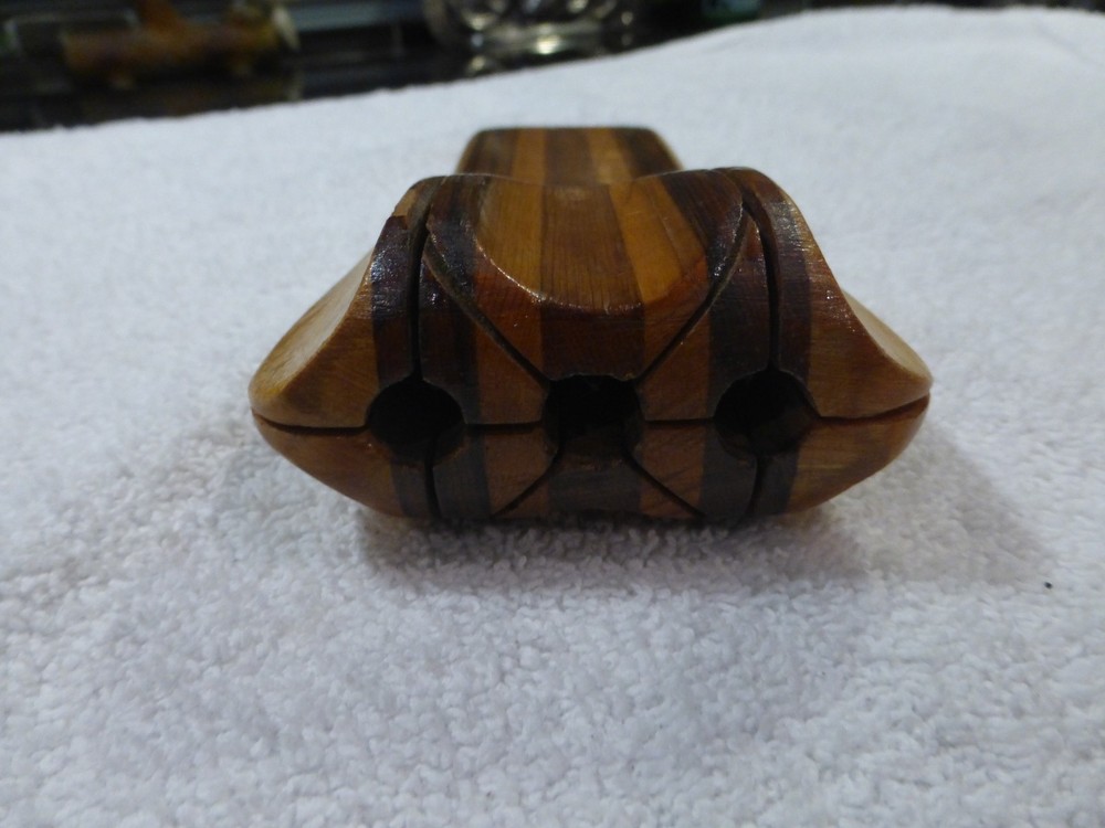 VINTAGE WOODEN DARTS CASE