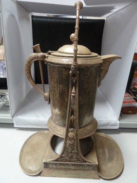 ANTIQUE ROGERS SMITH CO. QUADRUPLE PLATE SILVER TILTING WATER PITCHER