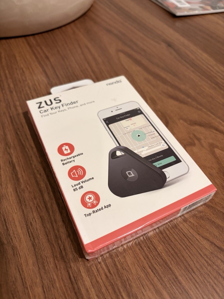 Zus Nonda Car Key Finder Bluetooth Tracker 75-foot Range