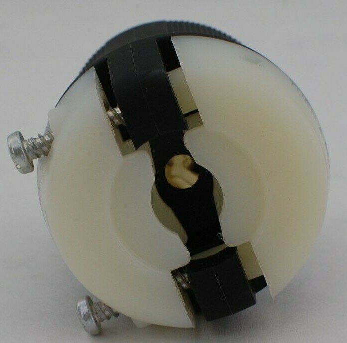 Hubbell HBL2311 Insulgrip Twist-Lock Plug