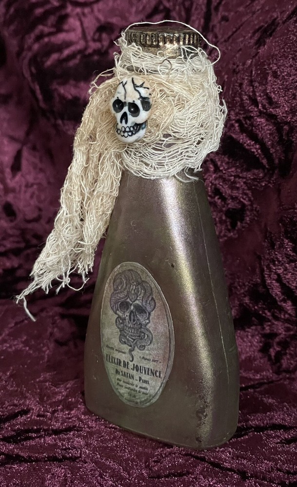 Elixer Potion Bottle Skulls Halloween Prop Jar Curses Spooky Decor