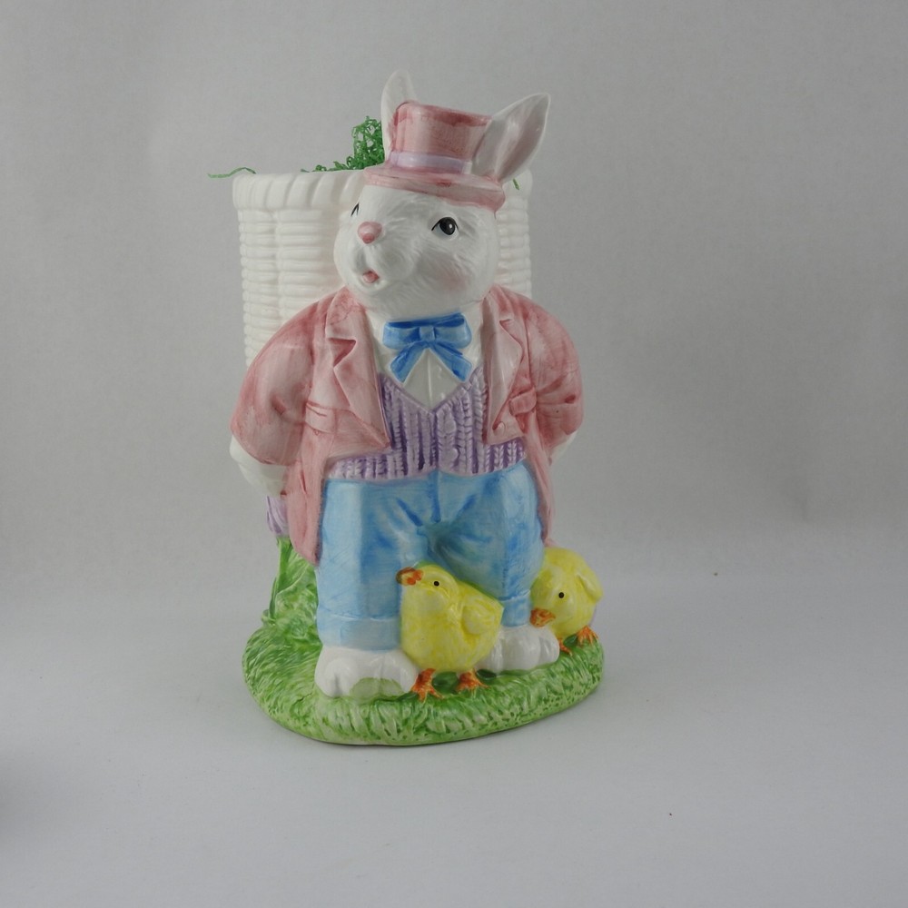 Vintage Easter Bunny Rabbit Chicks Tulips Basket Pattern Ceramic Vase Taiwan 8"T