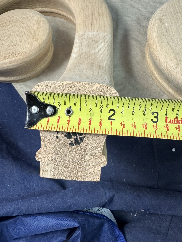Oak - Right Hand Volute with Up Easing