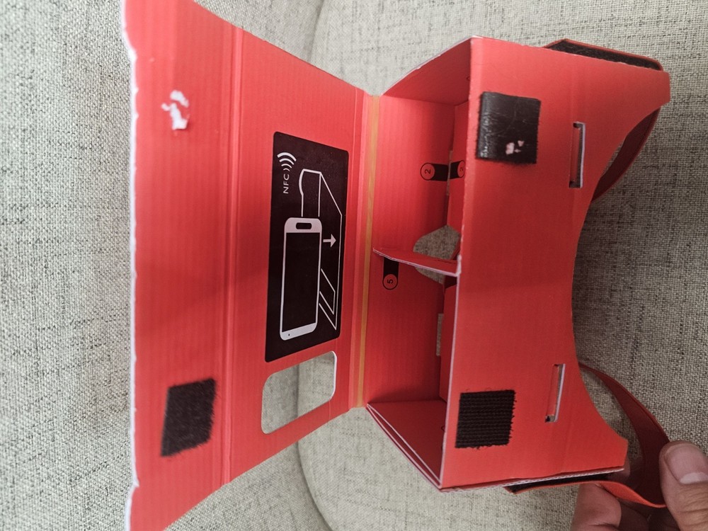 red cardboard vr glasses