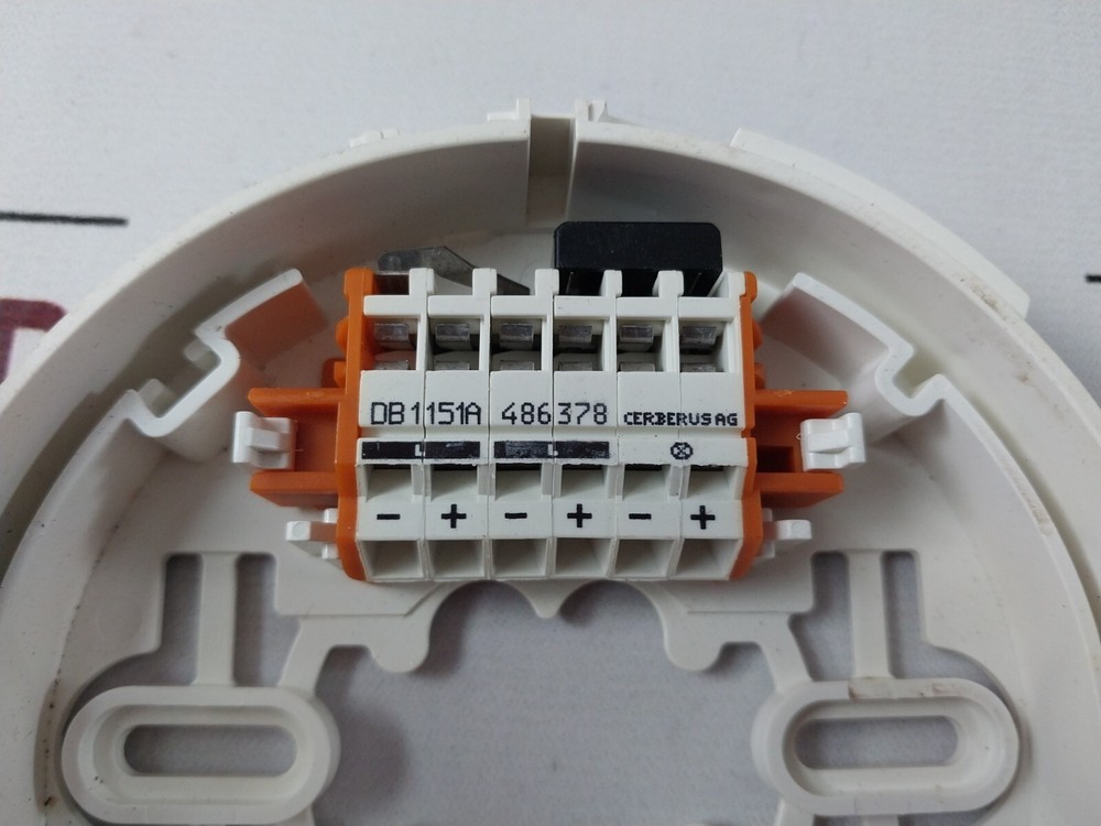 Cerberus db1151a interactive heat detector