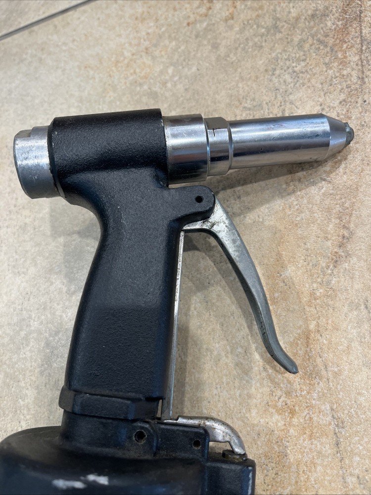 MARSON Pneumatic Riveter Model 300 AIR RIVET TOOL GUN -USA