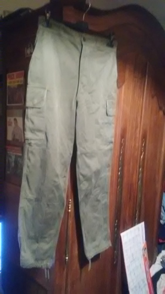 Pamtalon Mol 64 army Fr same as Mol 47, size 38, size 28.
