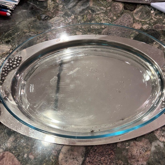Godinger grape oval serving dish