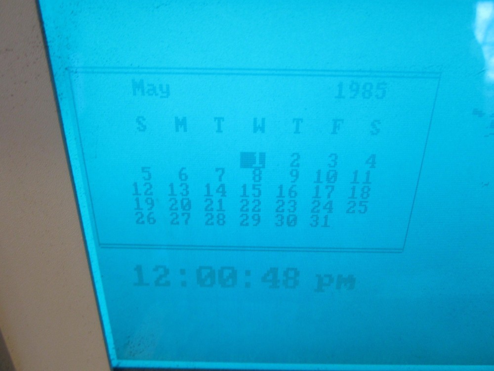 VNTG Zenith Data Systems ZFL-171-42 Portabl Personal Computer W/CASE - POWERS ON