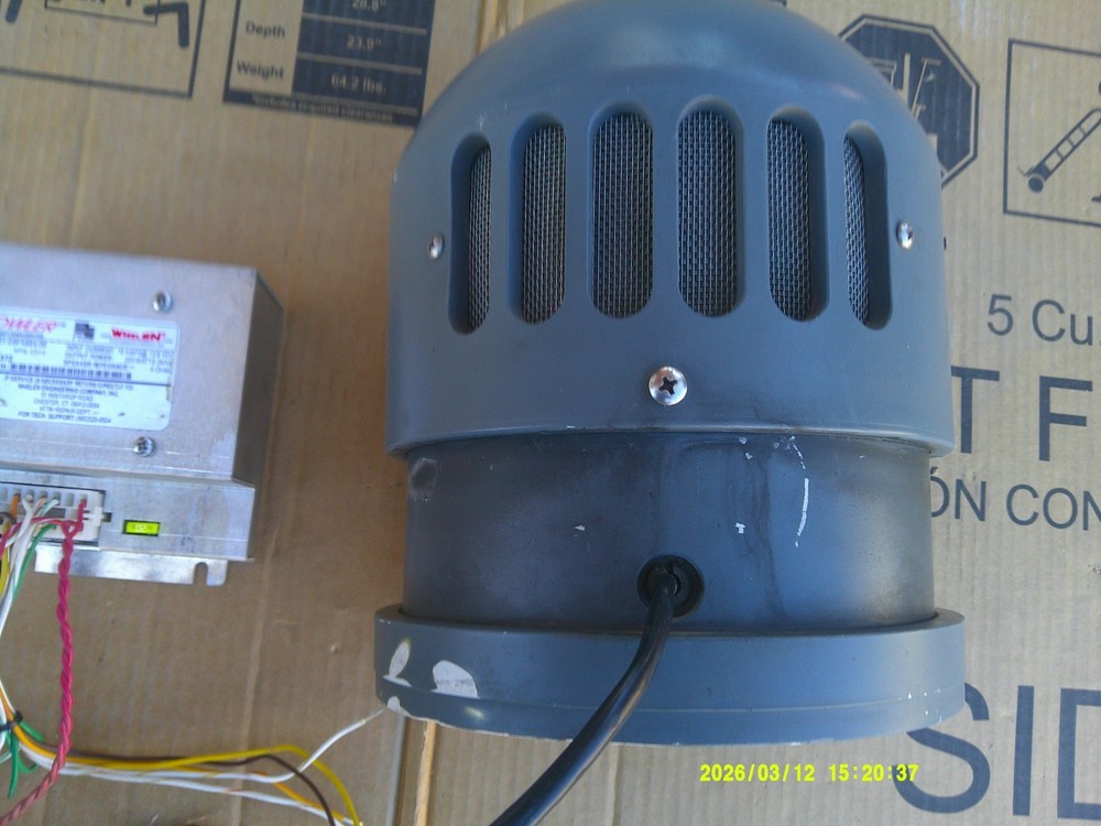 WHELEN HOWLER AND LOW FREQUENCY SPEAKER INCLUDED!!!