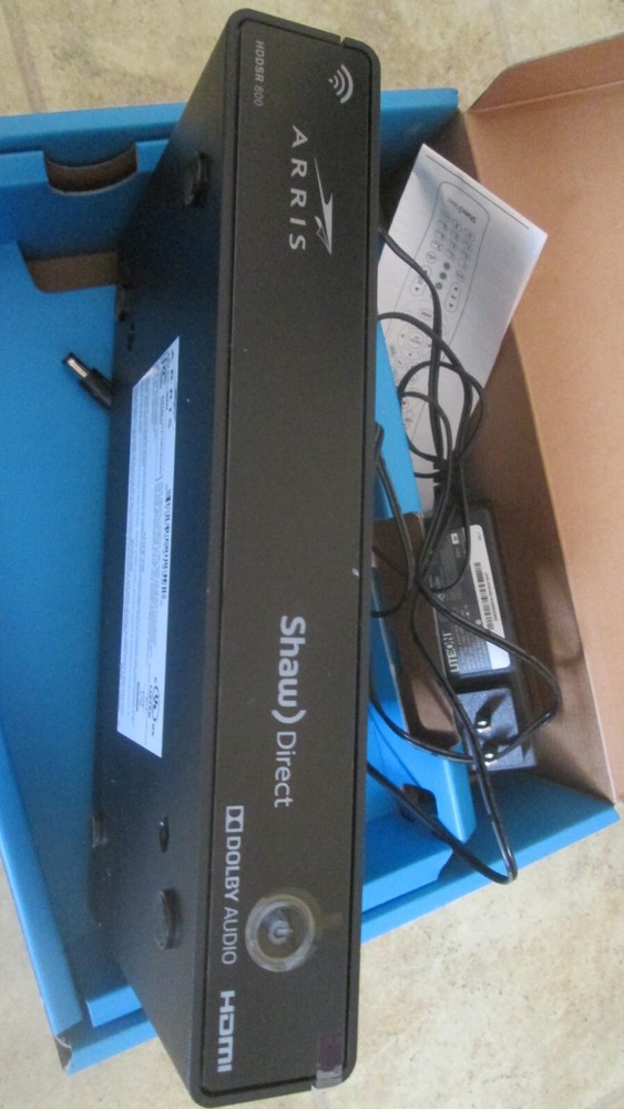 Shaw Direct HD DSR800 Satellite Receiver (Read description)