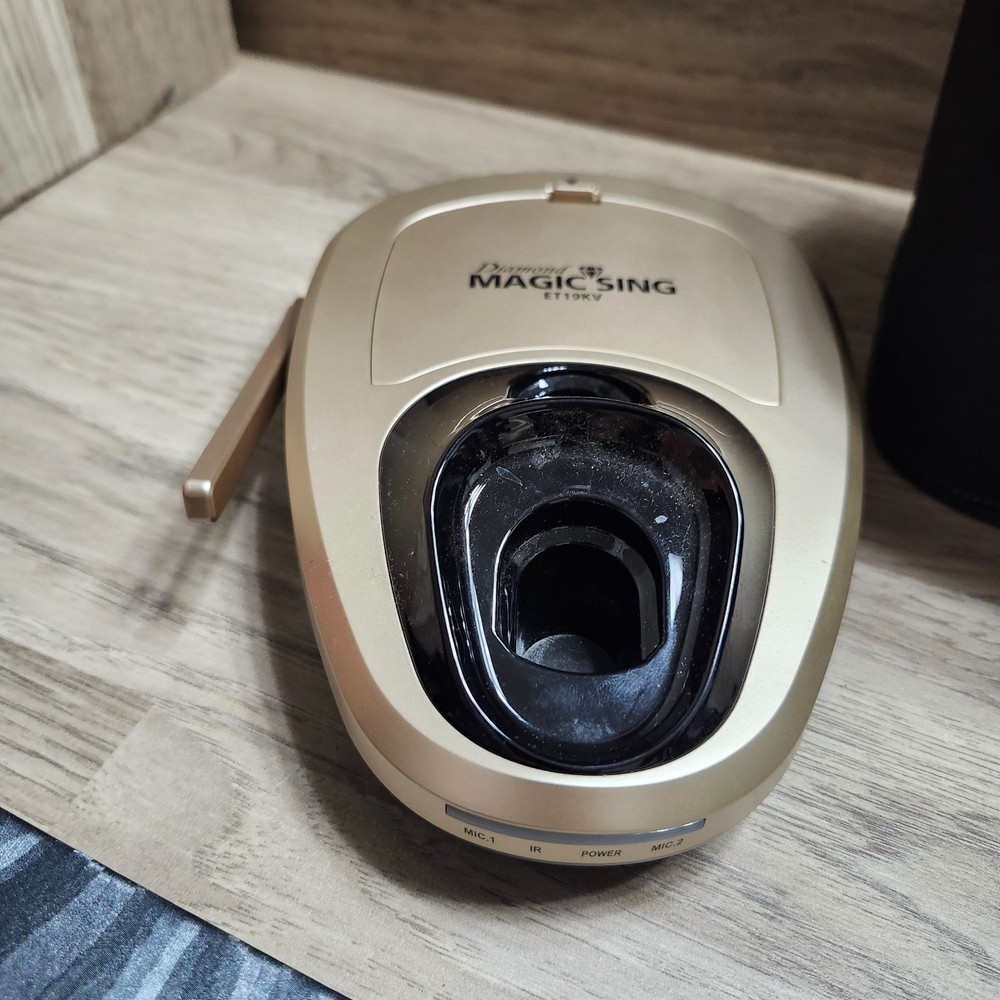 Diamond Magic Sing ET19KV With 2 Microphones, Remote & Accessories Base