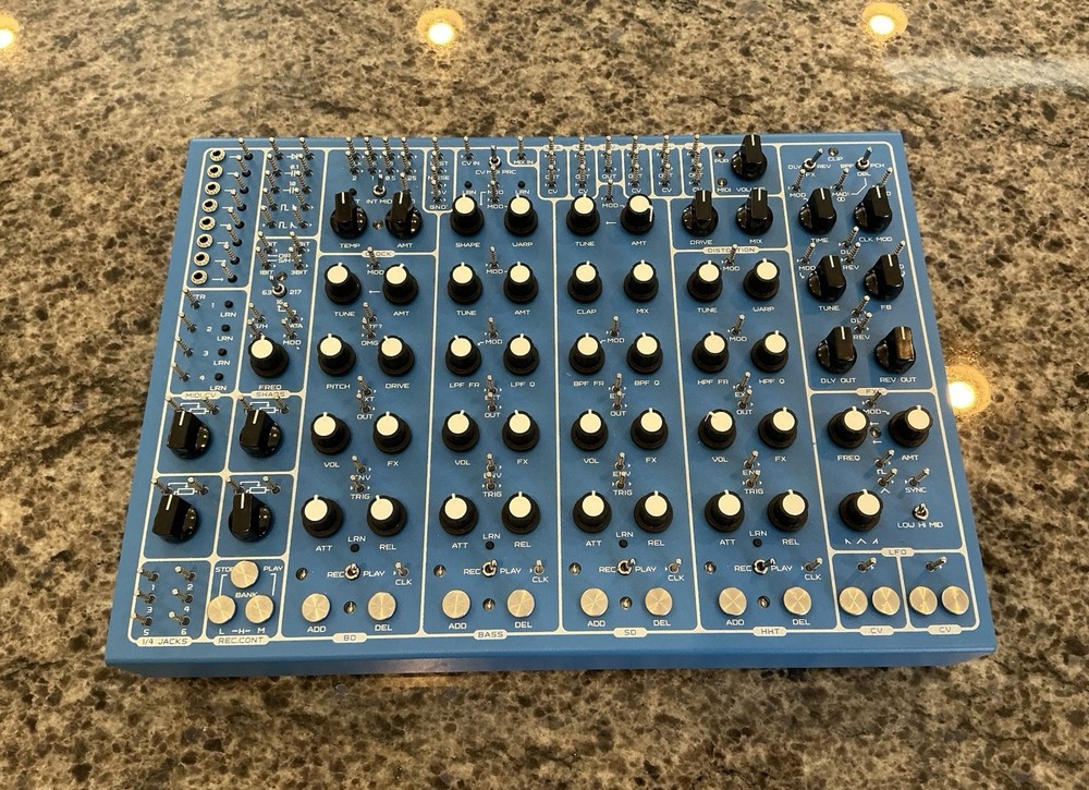 Soma Pulsar-23 Drum Machine Turrent Version w/ Deck-Saver Case Pristine