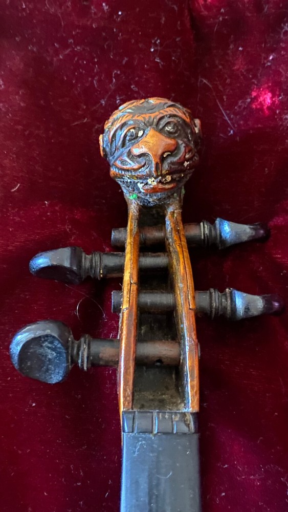 Mid 1800s German violin with Lions Head scroll