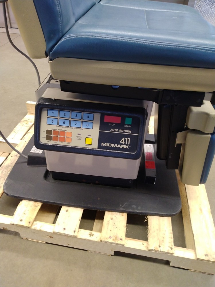 Midmark Power Procedure Table Model 411 with side controller