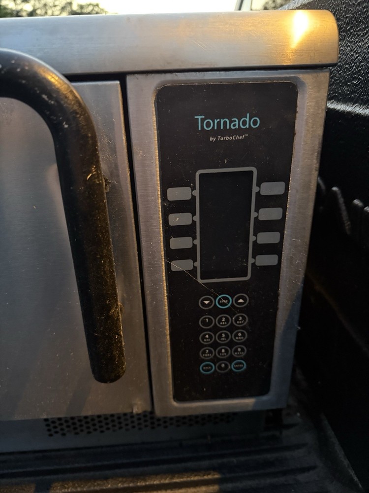 READ DESCRIPTION* TurboChef NGCD6 Tornado -Rapid Cook Ventless Oven