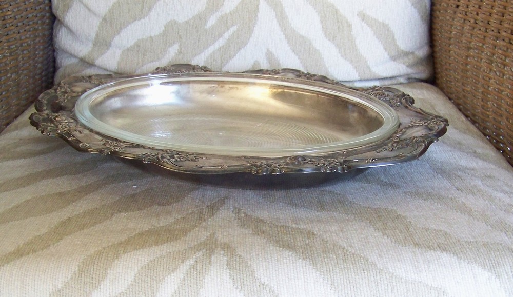 Vtg TOWLE SILVERPLATE OVAL Serving Tray ROSEBUD SCROLLWORK & PYREX Baking Dish