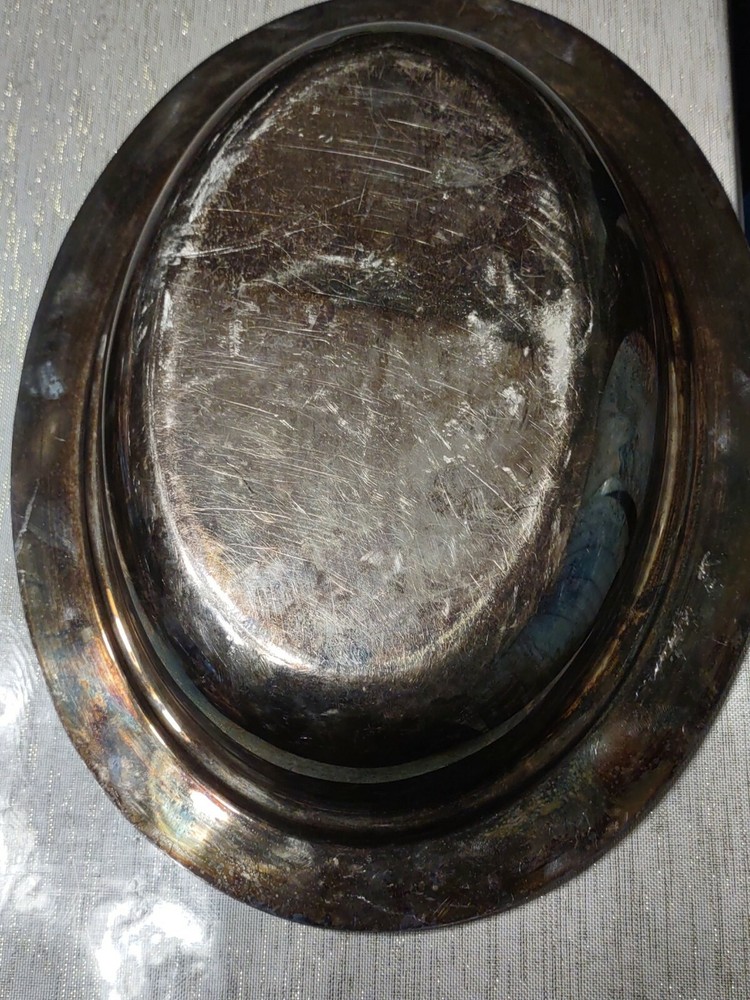 Cheshire Silver Plate Covered Vegetable Dish