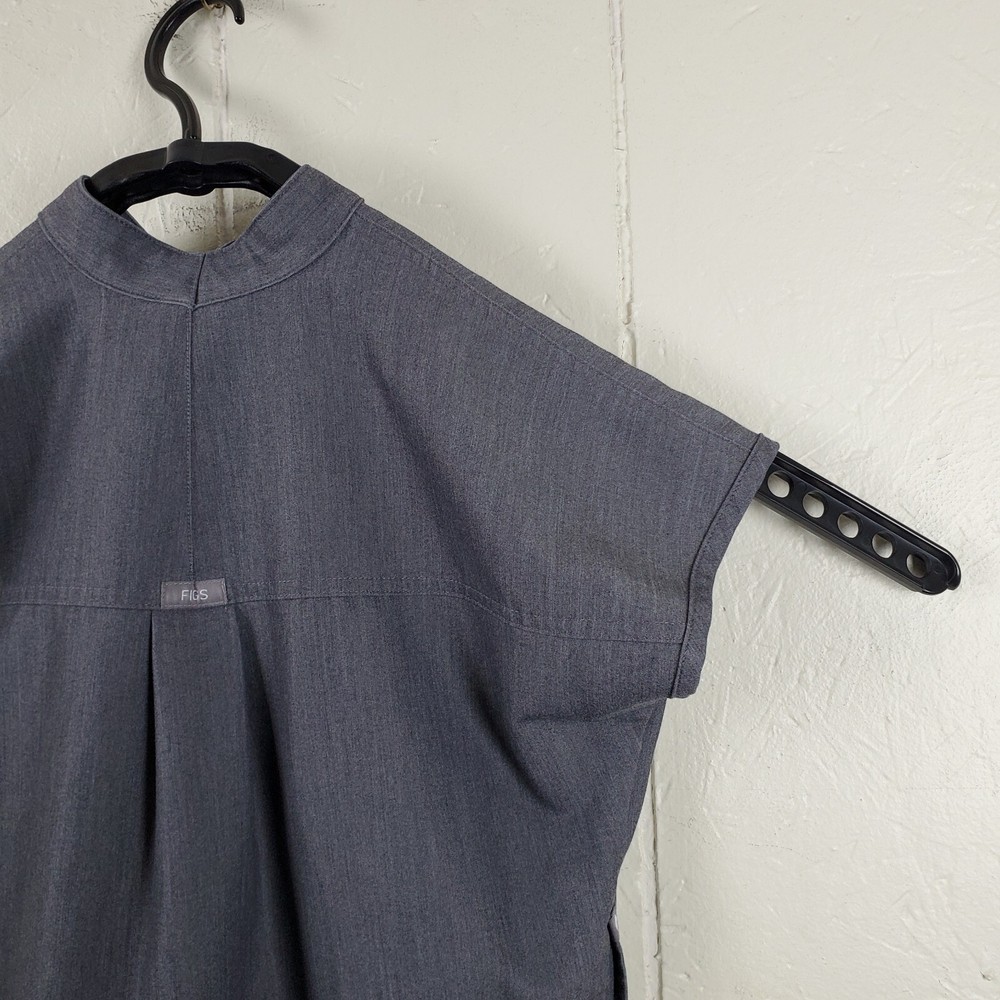 Figs Scrubs Womens 2XS Gray Henley 1/4 Snap Button Sleeveless Stretch Pullover