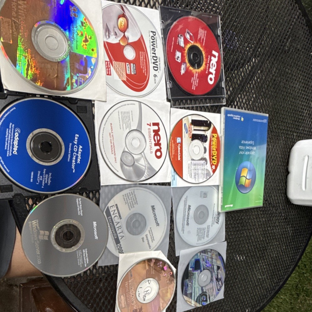 Microsoft Windows Vista Upgrade CD Operating System Software English Format: CD