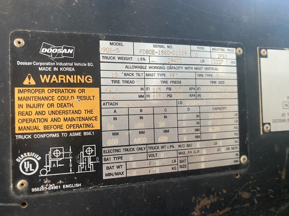 Doosan D90S-5 Forklift