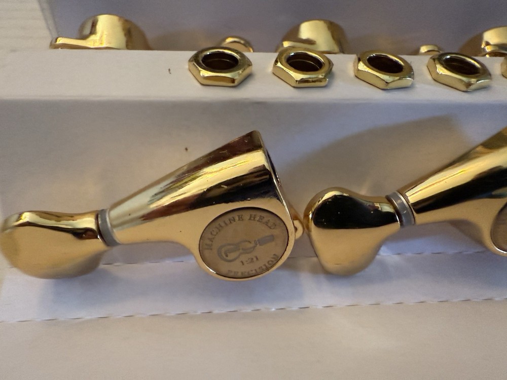 Guitar Tuning Pegs
