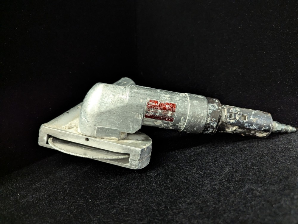 NPK NAG-1F Pneumatic Angle Grinder