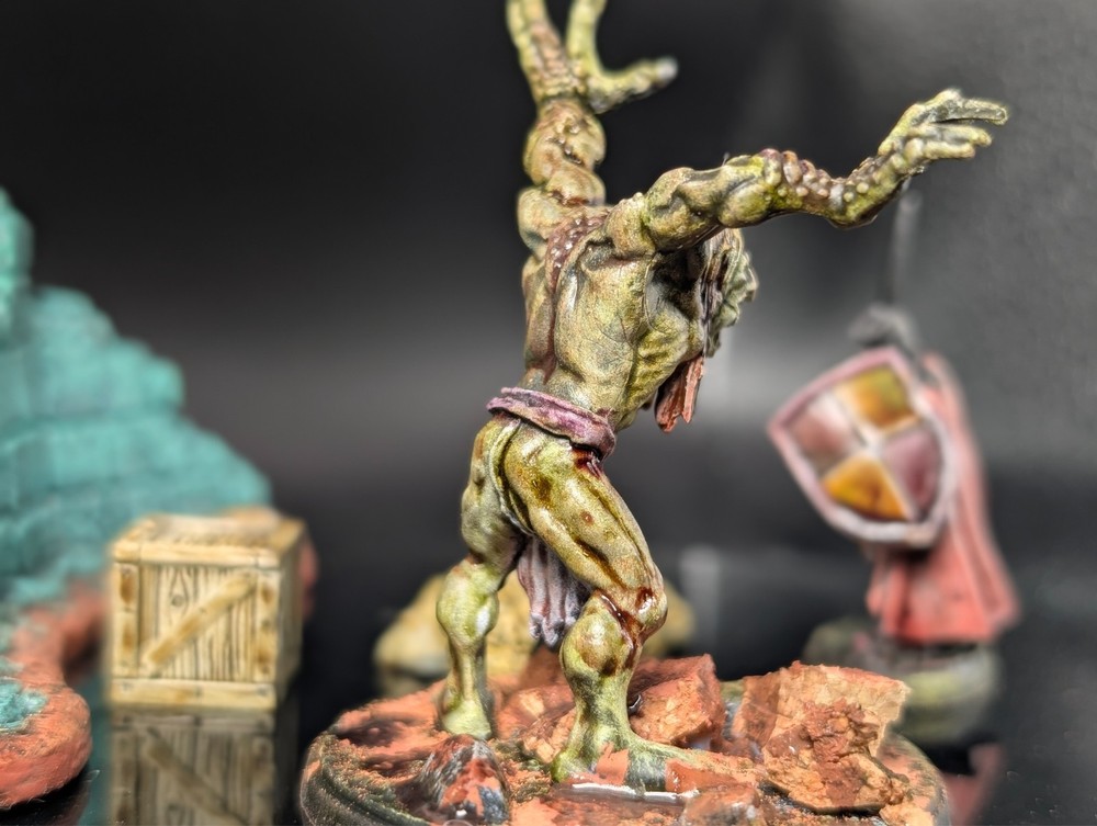Well painted large Troll d&d miniature Reaper