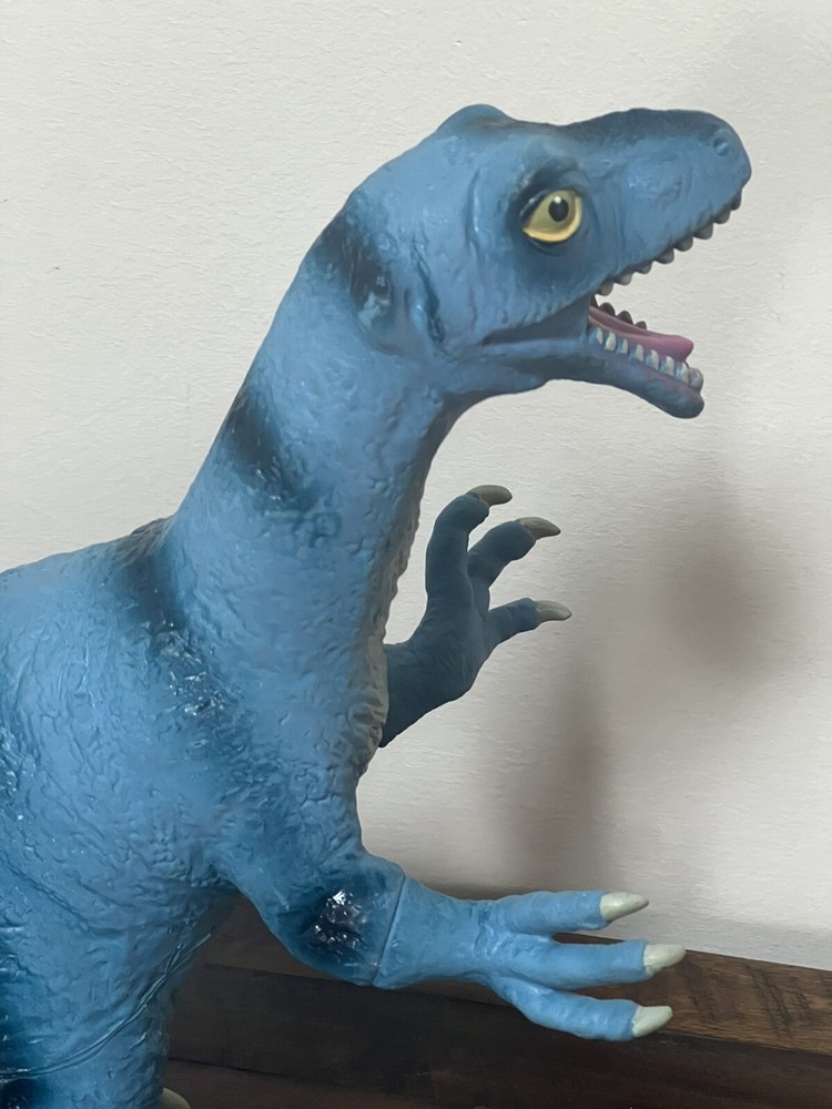 VELOCIRAPTOR 22” Blue Dinosaur Preowned