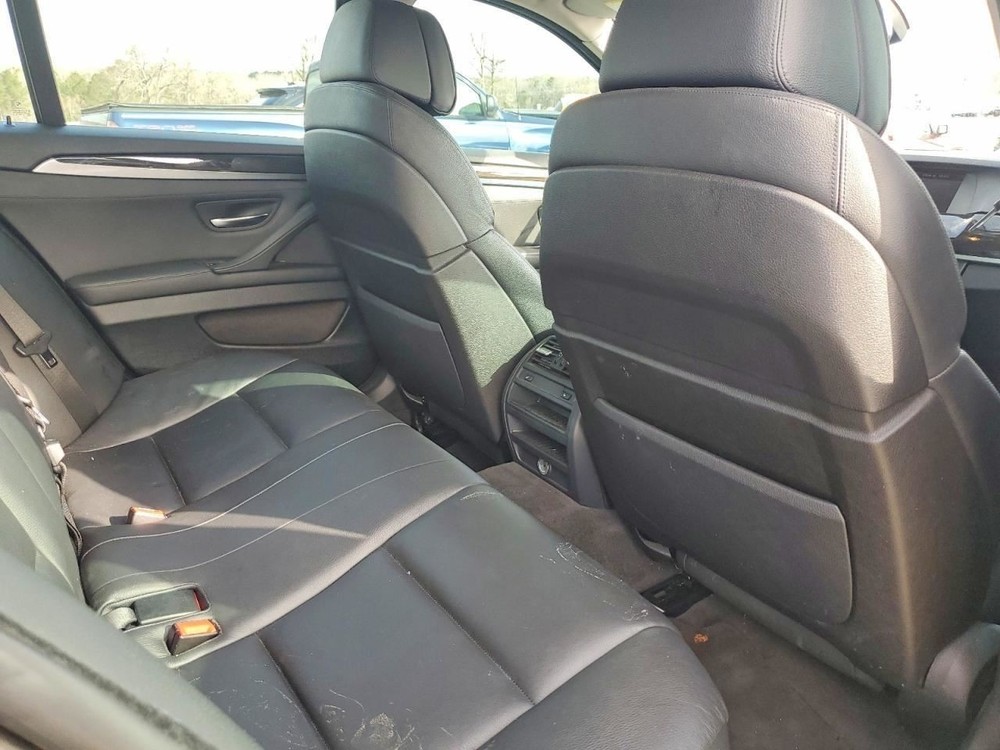 550I 2012 Glove Box 5034753