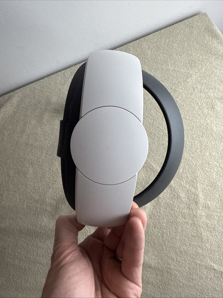 Meta Oculus Quest 2 Elite Strap for VR Headset - Excellent Condition - w/Box