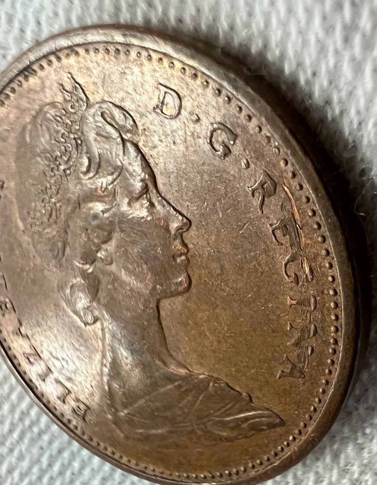 Strike Error - 1965 Canada 1 Cent - Pointed 5, Small Beads