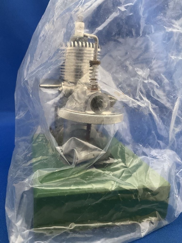 O.S K6 Engine
