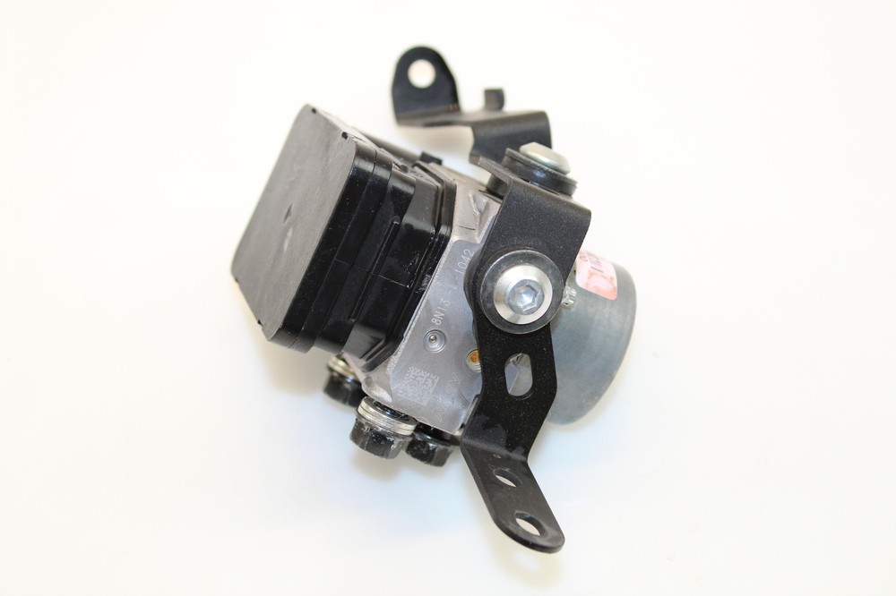 2018 2019 Kawasaki Ninja 400 Oem Abs Pump Unit Module H8