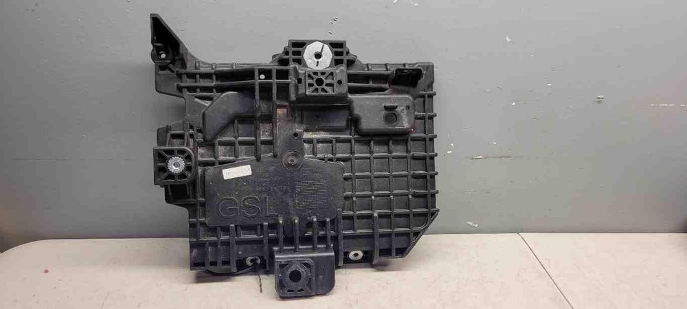 ✅ 2018 HYUNDAI ACCENT BATTERY TRAY OEM