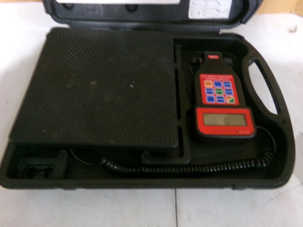 ZORO 5PWF7 PROGRAMMABLE REFRIGERANT SCALE