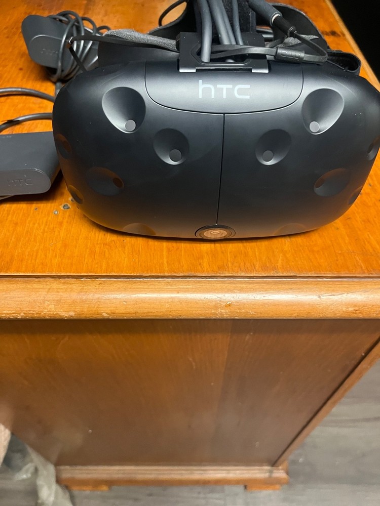 HTC Vive Headset Only No Controllers Good Condition