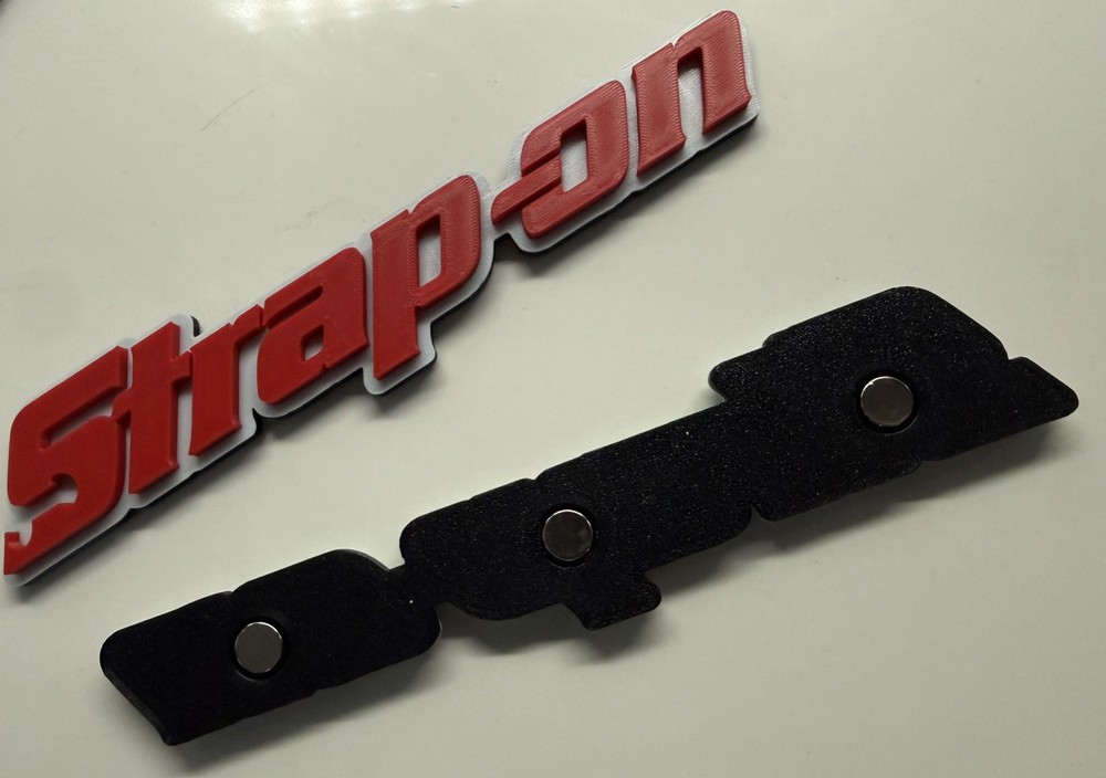 Snap On Tools Novelty Tool Box Badge / Decoration / Workshop / Garage / Man Cave