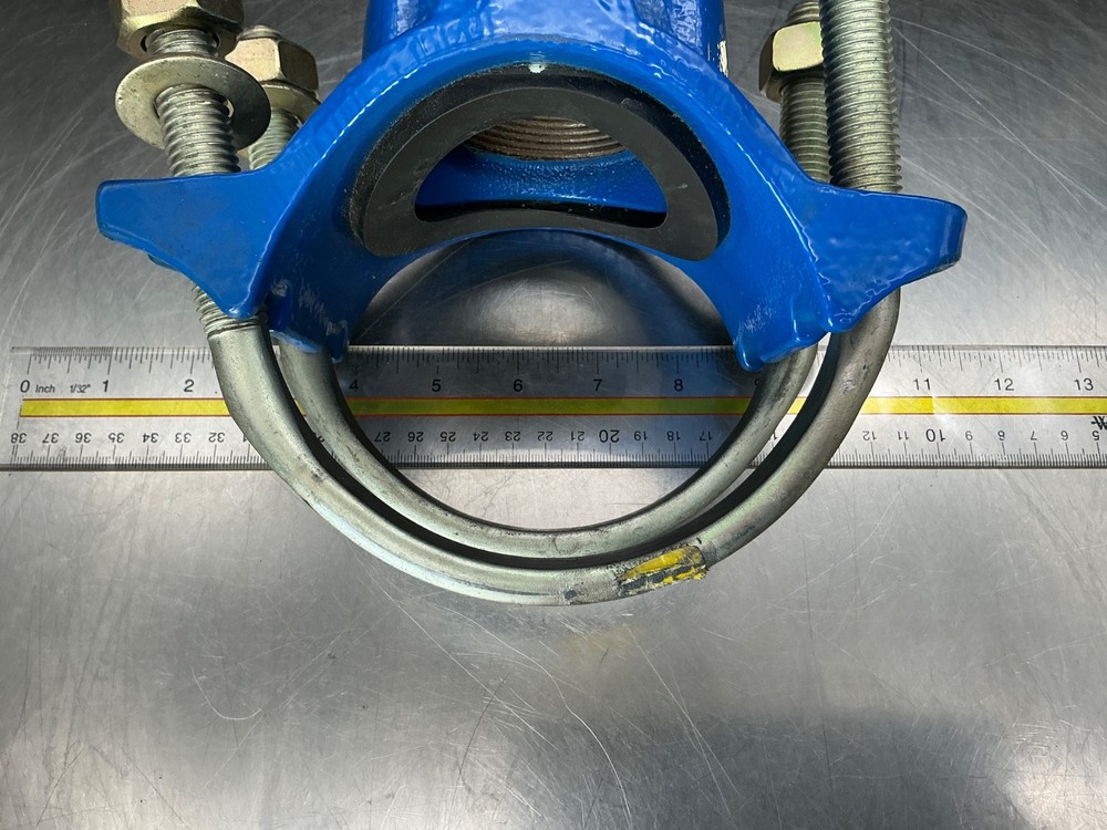 Smith Blair 4" Saddle Clamp 2" Outlet