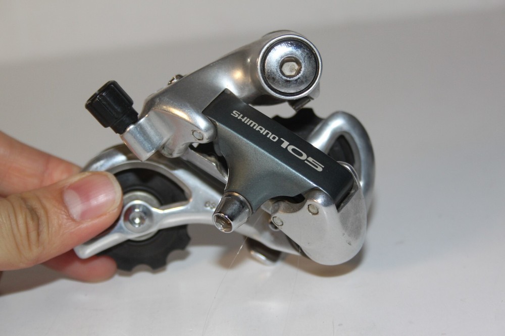 Shimano 105 Rear Deraileur 6/7 speed
