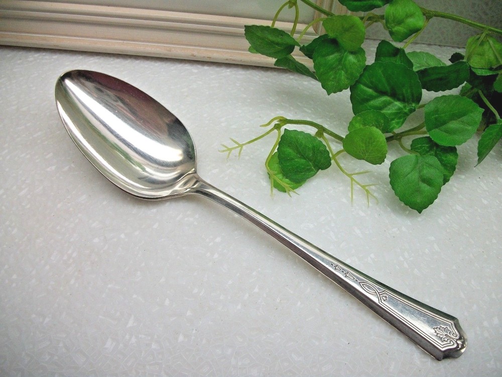 Oneida Community Silver Elite BEVERLY Silverplate Solid Serving Spoon 1921