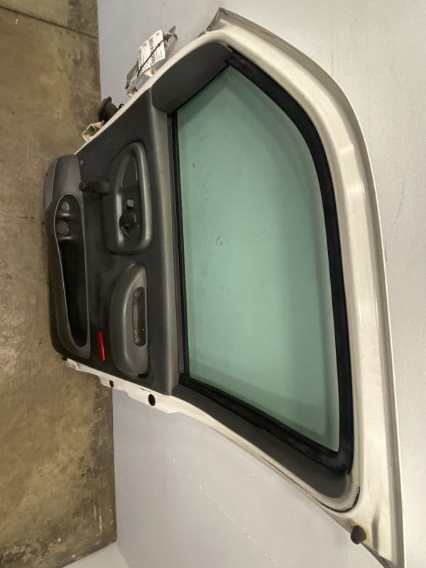 2007 GMC C7500 Door (606-14108)