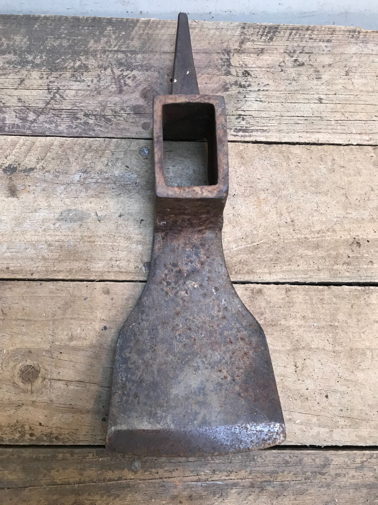 Old Kelly Axe & Tool Co. True Temper Digging Mining Pick w/ handle