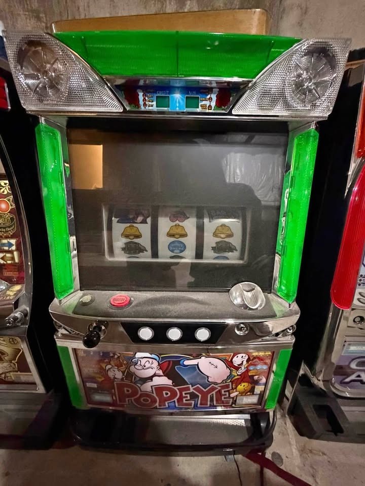 Popeye Pachislo machine (Japanese Slot Machine)
