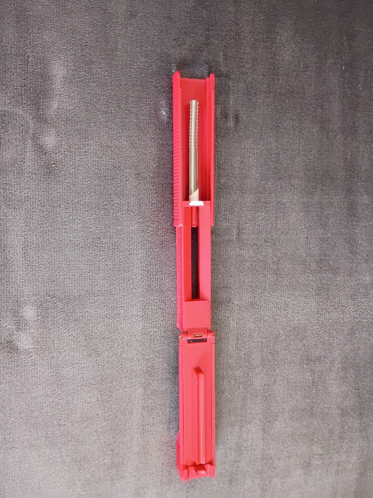 Zig-Zag 100's Injector Cigarette Rolling Machine RED -used- works.